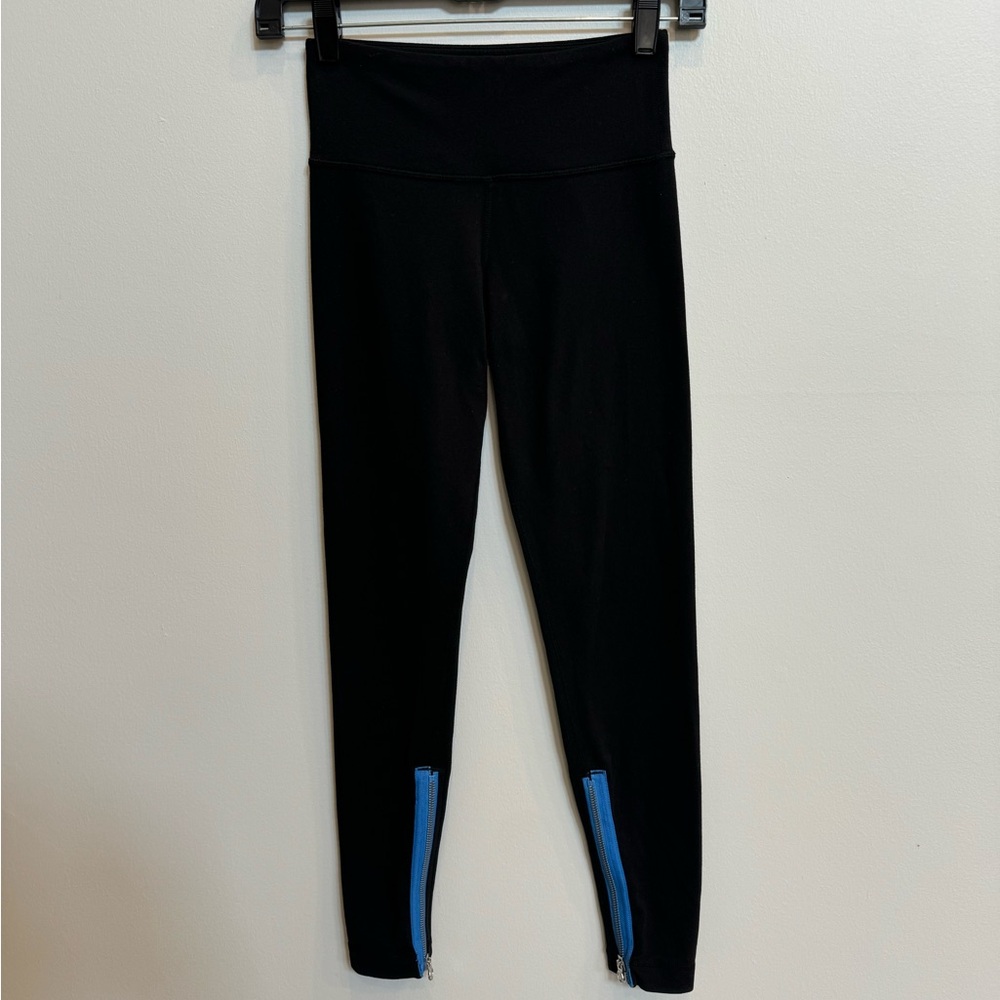Lululemon black leggings blue ankle zip women's size 2